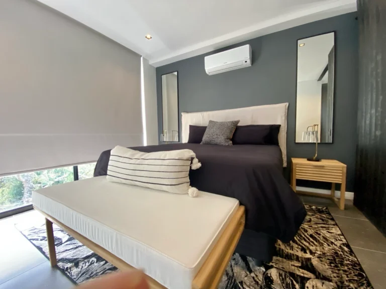 Blackout roller blinds